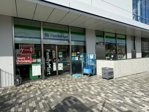 ファミリマート多摩鶴牧三丁目店