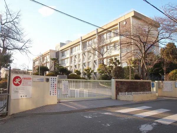 徒歩9分