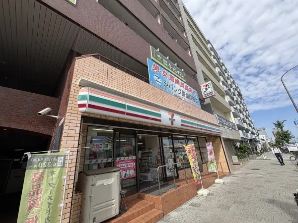セブンイレブン神戸脇浜町3丁目店までは徒歩約2分です。毎日のお買い物もしていただきやすい距離です。