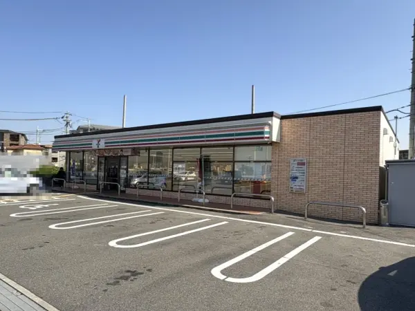 セブンイレブン枚方村野西町店