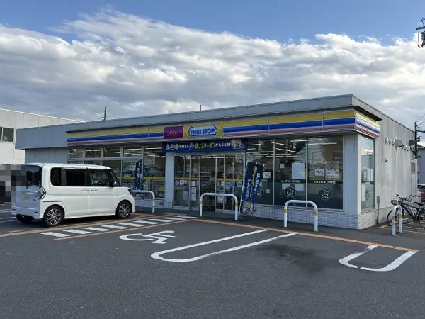ミニストップ新白岡駅東口店