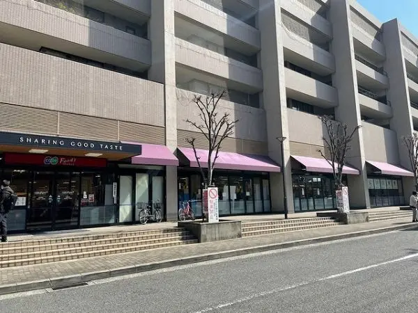 コープ苦楽園まで車で６分