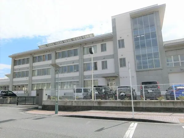 学校教育目標
「健康・自主・協力」