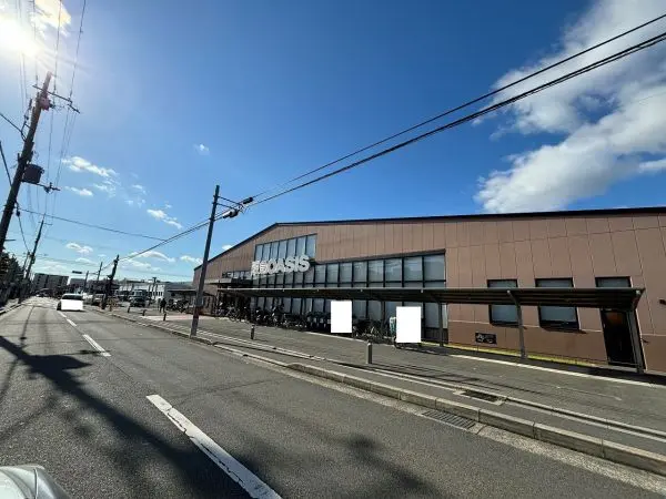 阪急オアシス西ノ京店まで徒歩7分です。