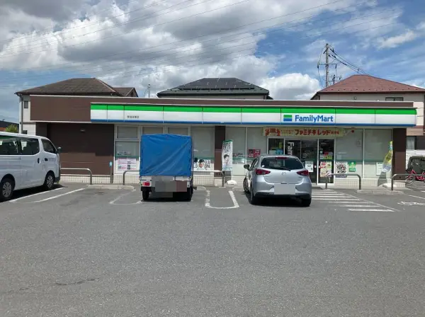 ファミリーマート草加谷塚店