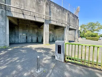 野球場や陸上競技場のある公園です。