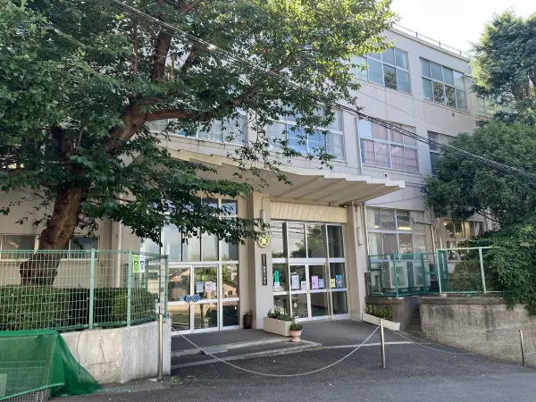 徒歩9分