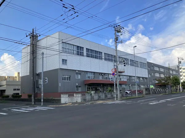 徒歩9分です。
