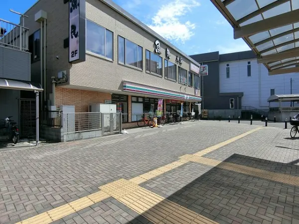 セブンイレブン越谷大袋西口店