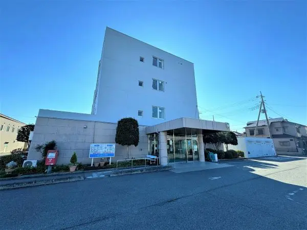 徒歩約11分/桶川市内唯一の二次救急指定病院として365日・24時間体制で患者様を受け入れています。