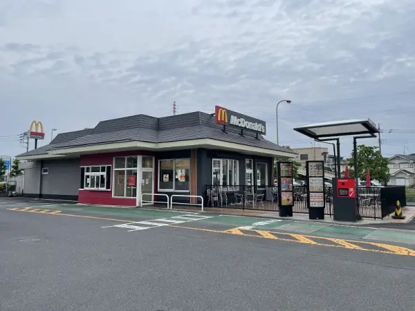マクドナルド4号線バイパス下間久里店