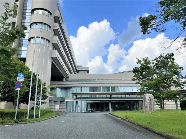 三田市民病院まで徒歩5分(約400ｍ)