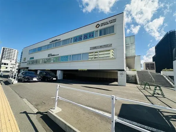 メディカルスクエア北円山です。
徒歩8分のところにあります。