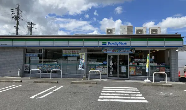 ファミリーマート桑名大山田店