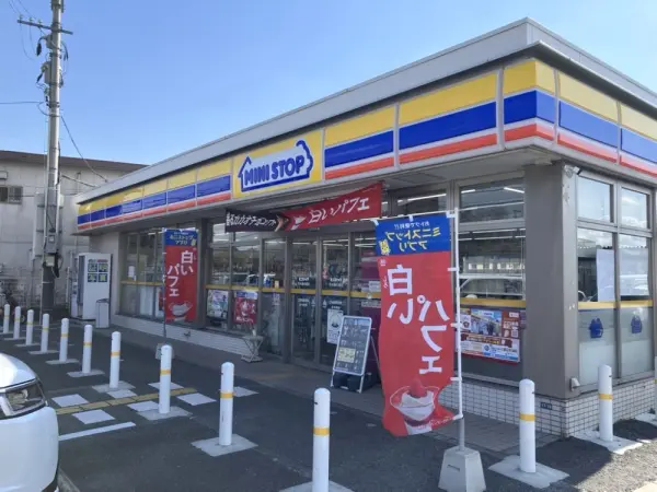 ミニストップ茨木藤の里店：徒歩6分（約480m）