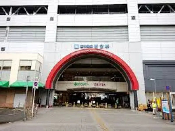 阪神本線西宮駅より阪神バス１５分マリナパーク西停より徒歩４分