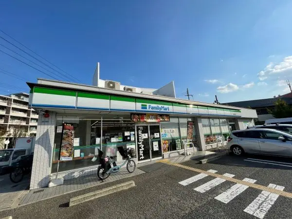 ファミリーマート西宮能登町店徒歩３分
