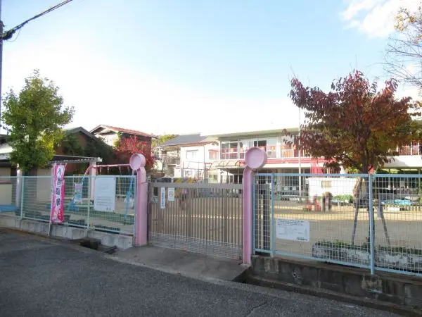 入園案内や幼稚園の概要などHPに掲載されております。