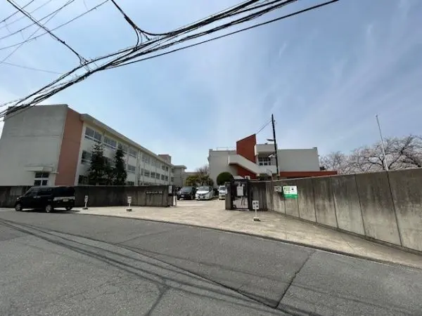 市立桜丘小学校