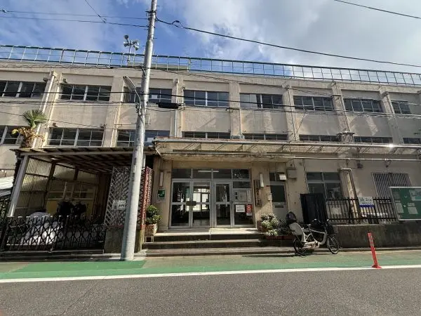 徒歩18分