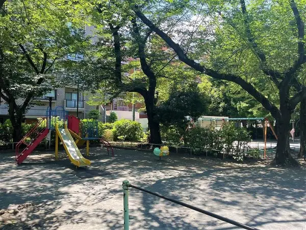 徒歩4分