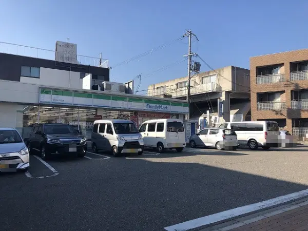 徒歩４分