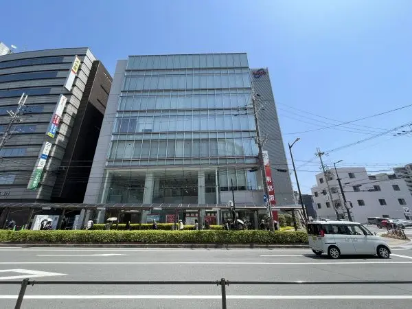 南都銀行西大寺支店まで徒歩１０分です。徒歩１０分圏内に、他銀行も複数ある立地となっております。