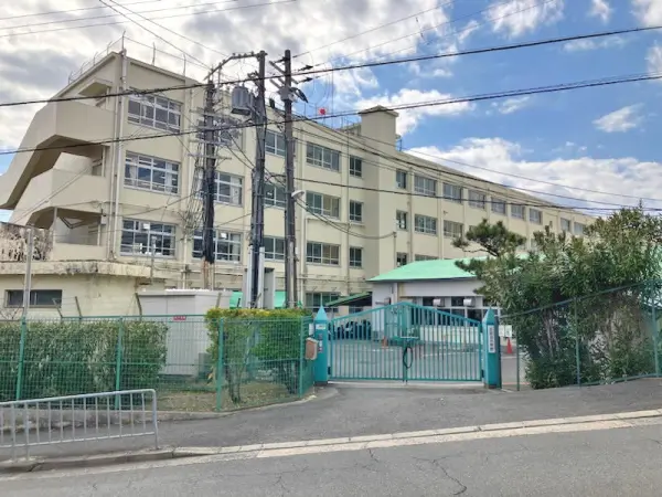 市立日吉台小学校