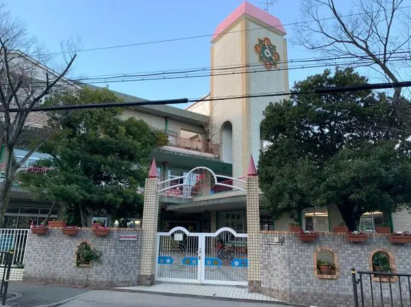 郡山敬愛幼稚園：徒歩8分（約570m）