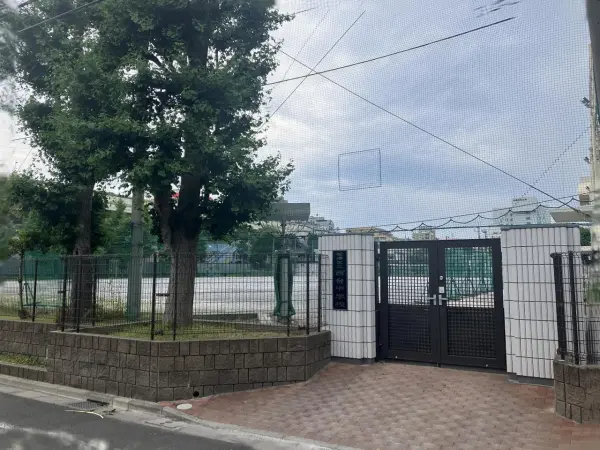 板橋区立西台中学校