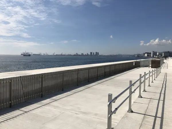 徒歩１８分