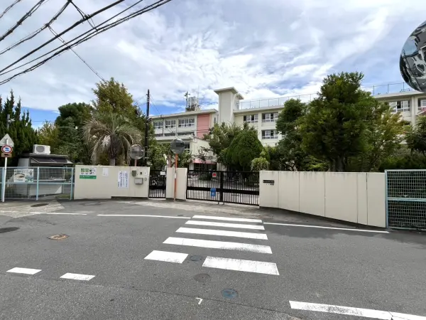 市立枚方第二小学校