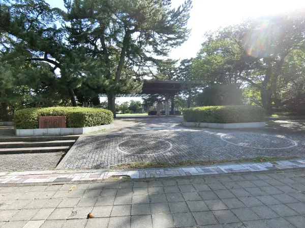 花見の名所として知られる公園