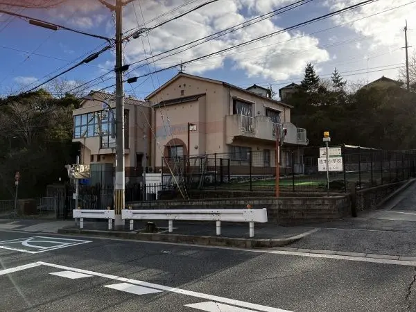 桂木児童館徒歩８分