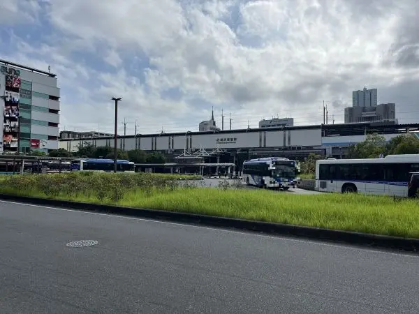 JR京葉線　海浜幕張駅