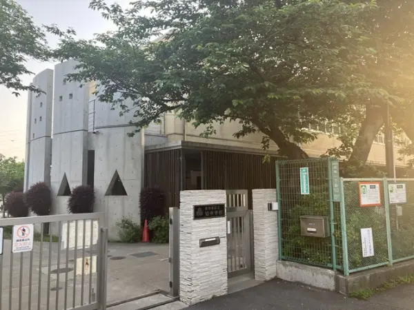 世田谷区立砧中学校