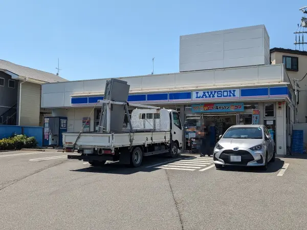 ローソン船橋塚田駅前店ま