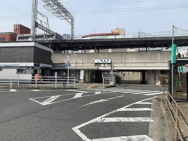 近鉄富雄駅まで徒歩34分です。
その他周辺施設についてのご質問等もお気軽にお問い合わせください。