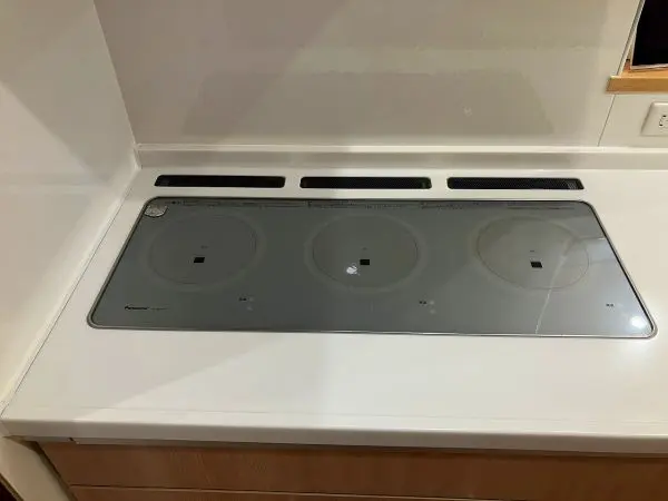 トリプルワイド3口IHクッキングヒーター
