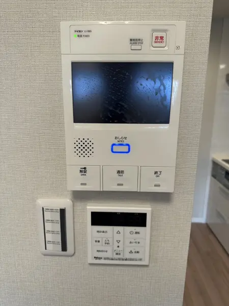 インターホン