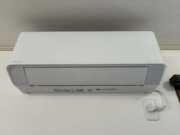 2階洋室約10帖 2022年に設置