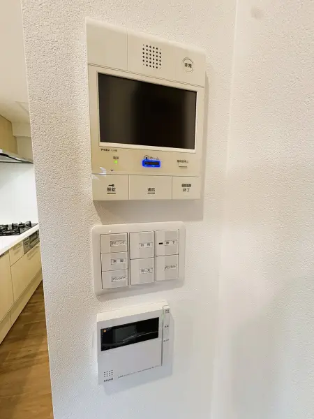 モニター付きインターホン、スイッチ、エネルック