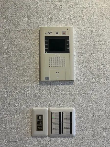 インターホン