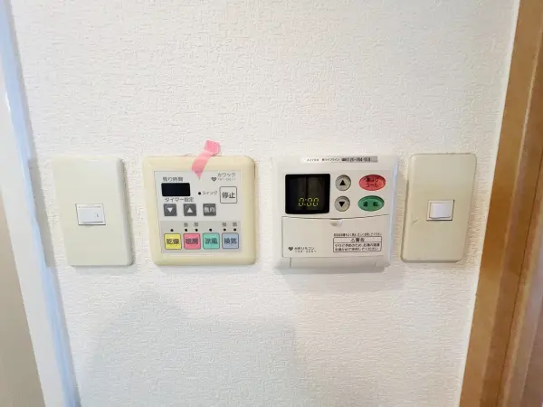 浴室乾燥暖房付きです。