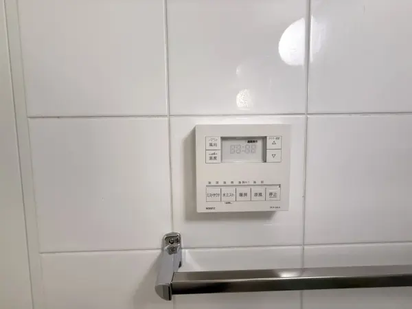 浴室暖房乾燥機スイッチ