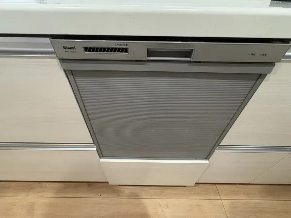 あったら嬉しい食器用洗浄機付きです
家事の負担を減らしてくれます