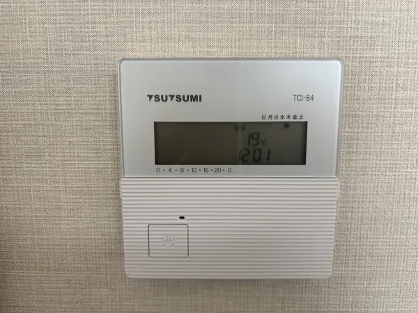 床暖房がLD部分に設置され、寒い日も足元から暖かく快適に過ごせます。