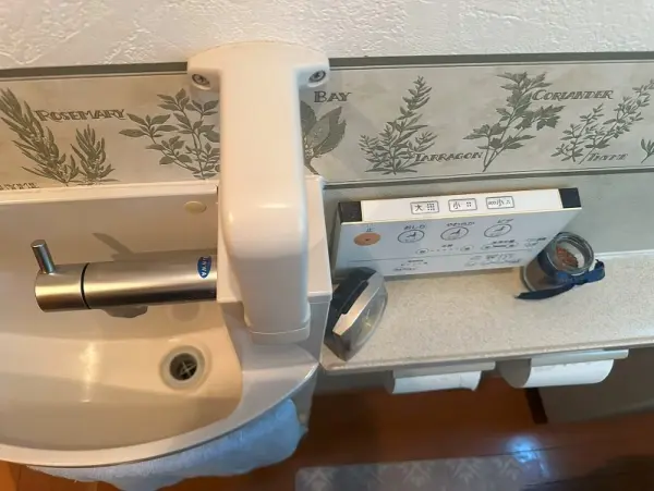 独立した手洗器があるため、トイレ使用後の衛生管理もスムーズです。