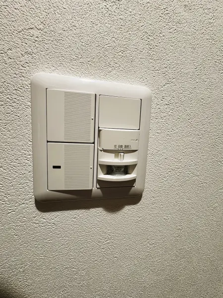 人感センサー付玄関照明