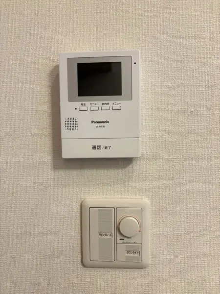 カメラ付きインターホンなので、防犯面も安心です。